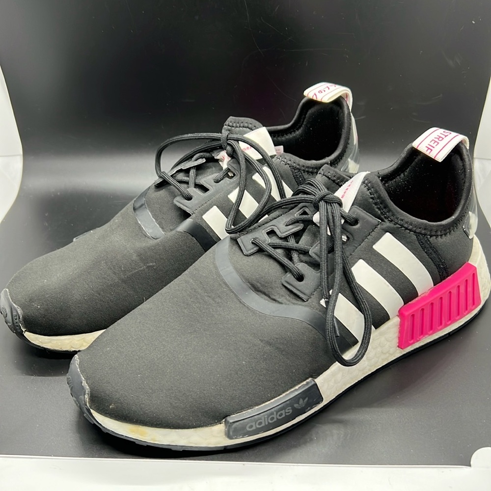 Women’s adidas EUCHRE 2021 Marimekko x Wmns NMD_R1 'Laine Wave' size 9